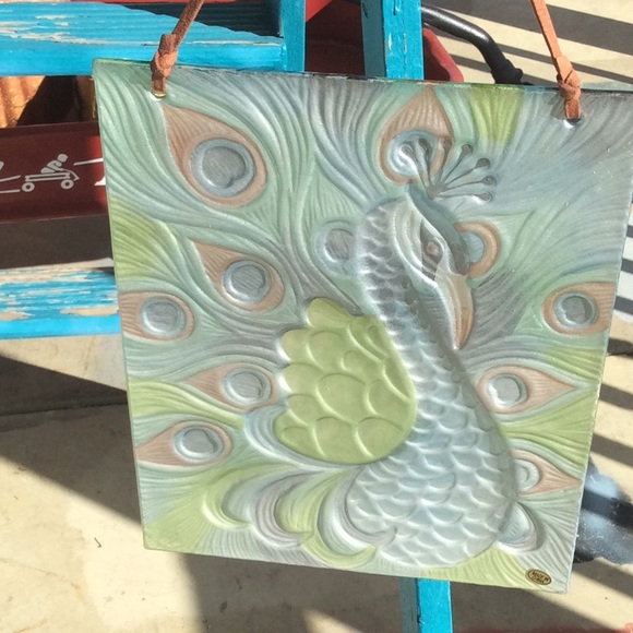 NWT Peacock Glass Sun Catcher Classic in/outside. - Picture 5 of 7